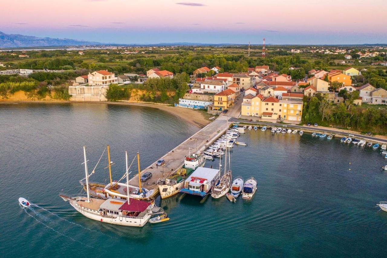 Apartments By The Sea Privlaka, Zadar - 14816 Экстерьер фото