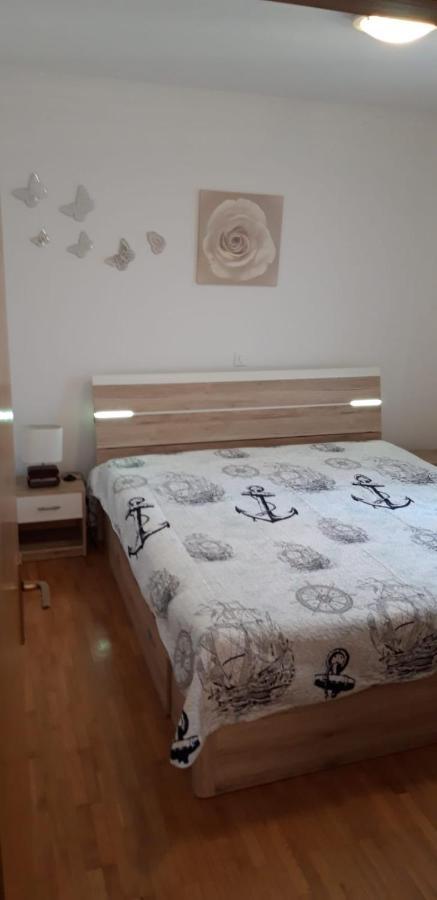 Apartments By The Sea Privlaka, Zadar - 14816 Экстерьер фото