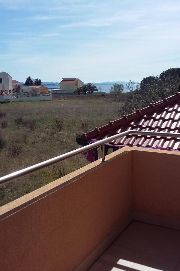 Apartments By The Sea Privlaka, Zadar - 14816 Экстерьер фото