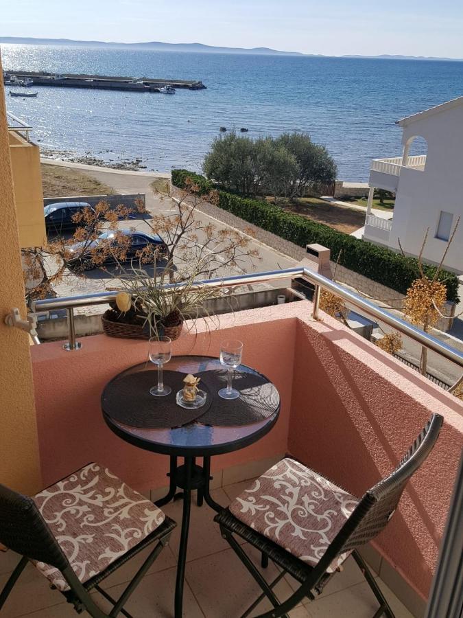 Apartments By The Sea Privlaka, Zadar - 14816 Экстерьер фото